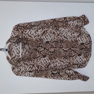 Snakeskin button up rockabilly flowy sleeve blouse size small